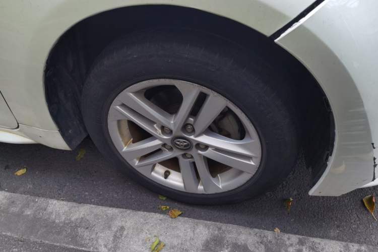 Used Toyota Levin 2019 Dual-Engine 1.8H E-CVT Luxury Edition China VI Standard Right Front Wheel Hub