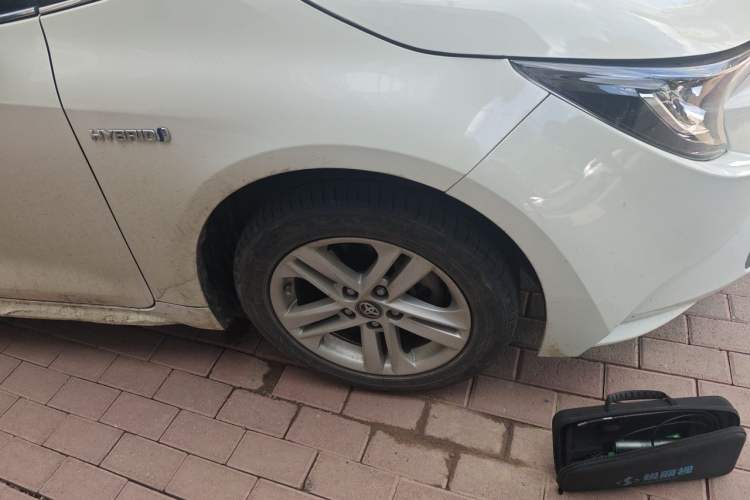 Used Toyota Levin 2019 Dual-Engine 1.8H E-CVT Entry-Level Model China V Standard Right Front Wheel Hub