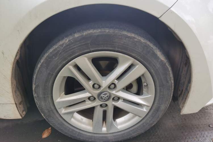 Used Toyota Levin 2019 185T CVT Luxury Edition China V Standard Right Front Wheel Hub