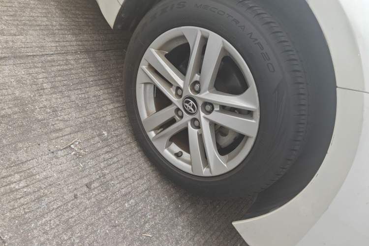Used Toyota Levin 2019 185T CVT Luxury Edition China VI Standard Right Front Wheel Hub