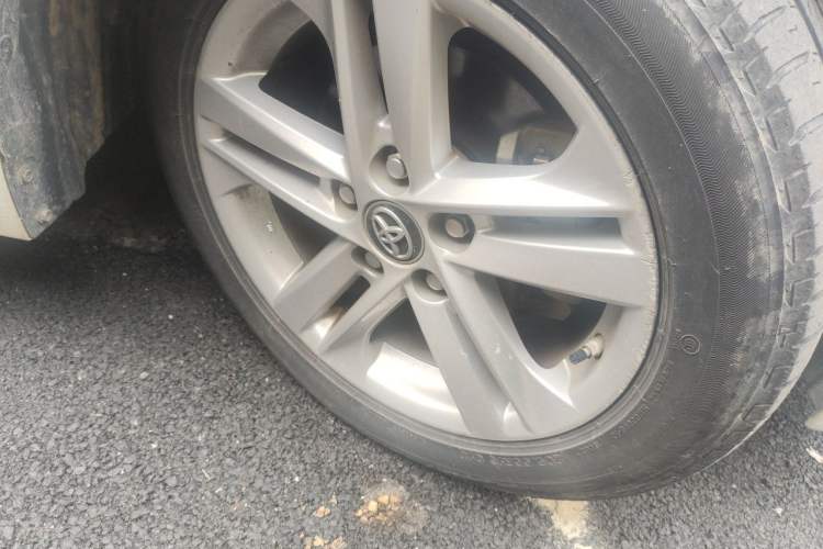 Used Toyota Levin 2019 185T CVT Luxury Edition China VI Standard Right Front Wheel Hub