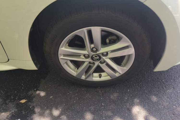 Used Toyota Levin 2019 185T CVT Luxury Edition China VI Standard Right Front Wheel Hub