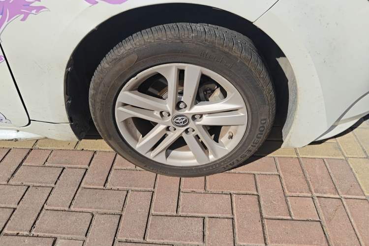 Used Toyota Levin 2019 Dual-Engine 1.8H E-CVT Luxury Edition China VI Standard Right Front Wheel Hub