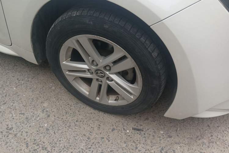 Used Toyota Levin 2019 Dual-Engine 1.8H E-CVT Luxury Edition China V Standard Right Front Wheel Hub