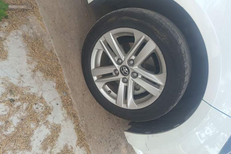 Used Toyota Levin 2019 Dual-Engine 1.8H E-CVT Luxury Edition China VI Standard Right Front Wheel Hub
