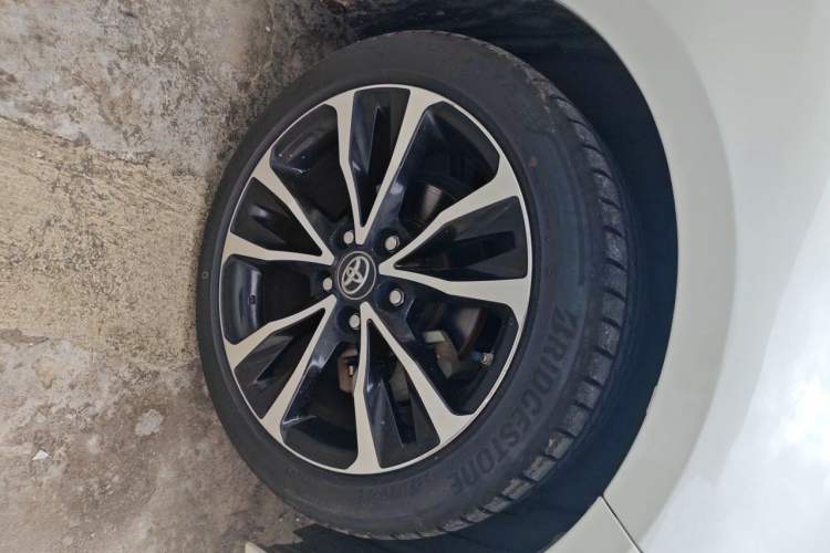 Used Toyota Levin 2019 185T CVT Sport Edition China VI Standard Right Front Wheel Hub