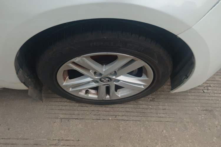 Used Toyota Levin 2019 185T CVT Luxury Edition China VI Standard Right Front Wheel Hub