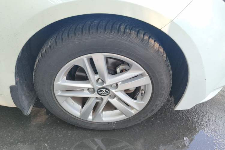Used Toyota Levin 2019 185T CVT Luxury Edition China VI Standard Right Front Wheel Hub