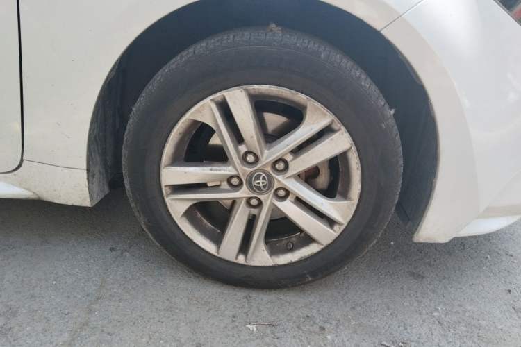 Used Toyota Levin 2019 185T CVT Luxury Edition China VI Standard Right Front Wheel Hub