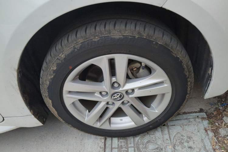 Used Toyota Levin 2019 185T CVT Luxury Edition China VI Standard Right Front Wheel Hub