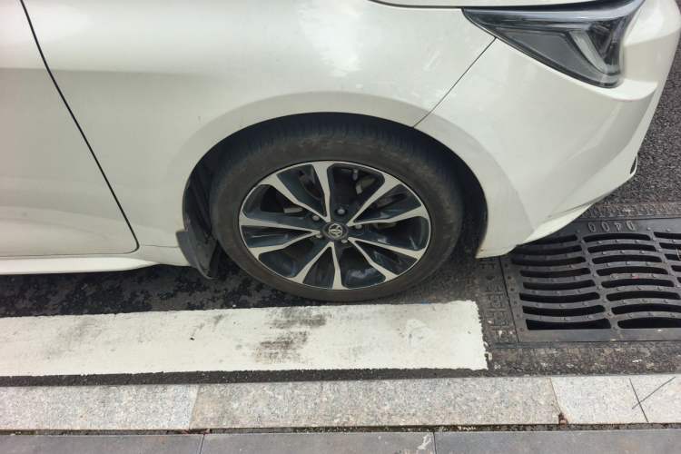 Used Toyota Levin 2019 185T CVT Sport Edition China VI Standard Right Front Wheel Hub