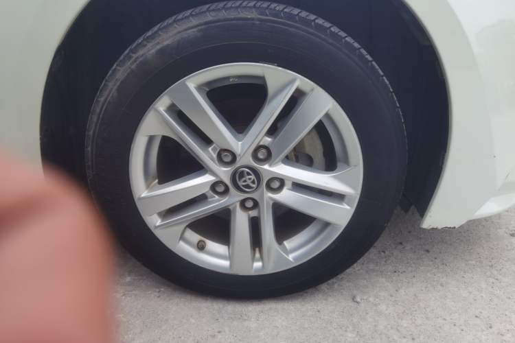 Used Toyota Levin 2019 185T CVT Luxury Edition China VI Standard Right Front Wheel Hub