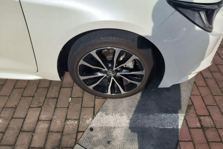 Used Toyota Levin 2019 185T CVT Sport Edition China V Standard Right Front Wheel Hub
