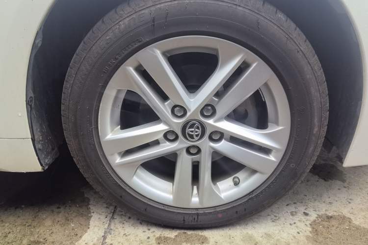 Used Toyota Levin 2019 185T CVT Luxury Edition China VI Standard Right Front Wheel Hub