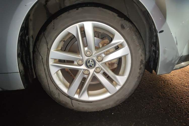 Used Toyota Levin 2019 185T CVT Luxury Edition China VI Standard Right Front Wheel Hub