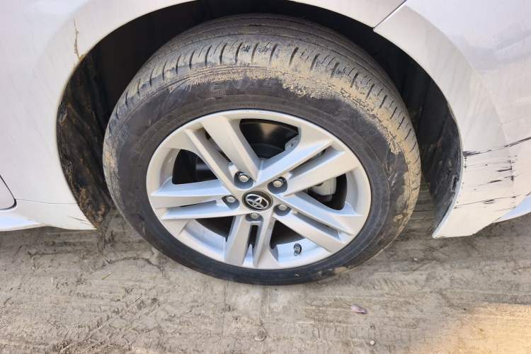 Used Toyota Levin 2019 185T CVT Luxury Edition China VI Standard Right Front Wheel Hub