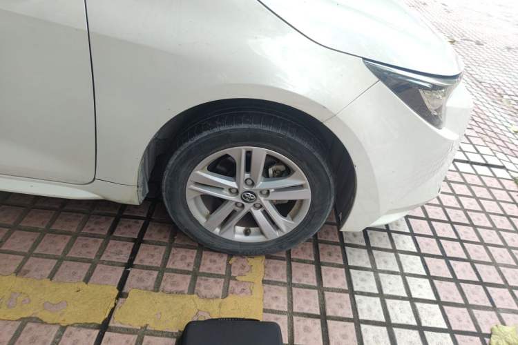 Used Toyota Levin 2019 185T CVT Luxury Edition China VI Standard Right Front Wheel Hub