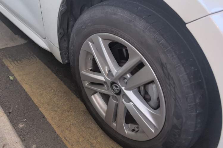 Used Toyota Levin 2019 185T CVT Luxury Edition China VI Standard Right Front Wheel Hub