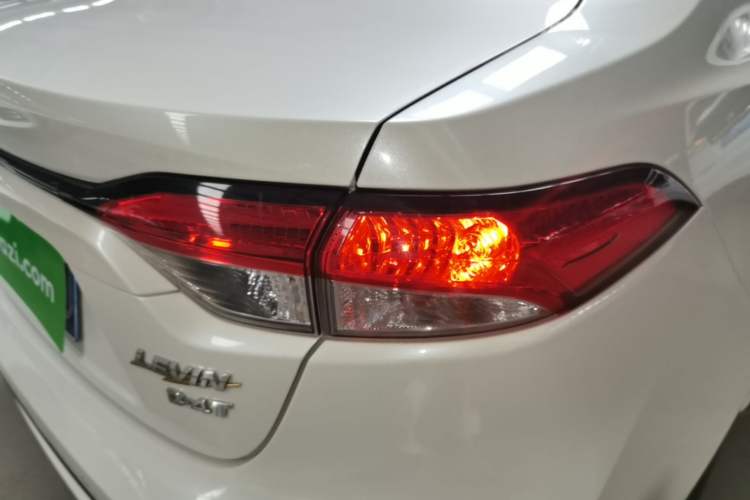 Used Toyota Levin 2019 185T CVT Sport Edition China VI Standard Right Rear Taillight
