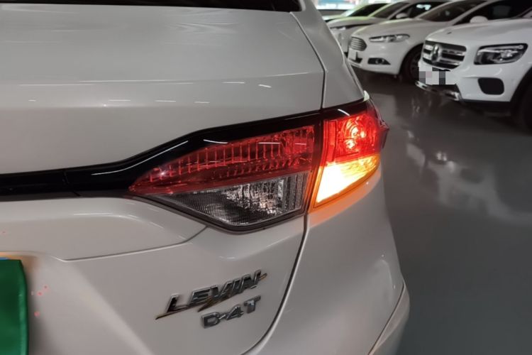 Used Toyota Levin 2019 185T CVT Luxury Edition China VI Standard Right Rear Taillight