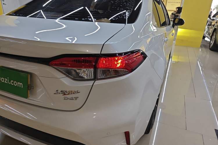 Used Toyota Levin 2019 185T CVT Sport Edition China VI Standard Right Rear Taillight