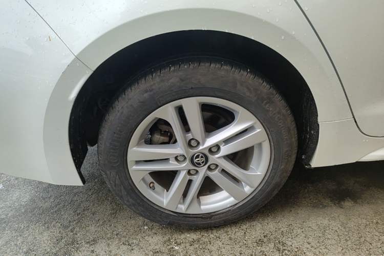 Used Toyota Levin 2019 185T CVT Luxury Edition China VI Standard Right Rear Wheel Hub