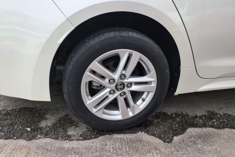 Used Toyota Levin 2019 185T CVT Luxury Edition China VI Standard Right Rear Wheel Hub