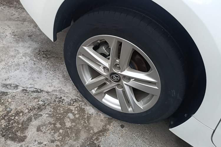 Used Toyota Levin 2019 185T CVT Luxury Edition China VI Standard Right Rear Wheel Hub