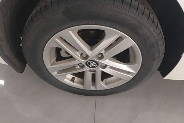 Used Toyota Levin 2019 185T CVT Luxury Edition China VI Standard Right Rear Wheel Hub
