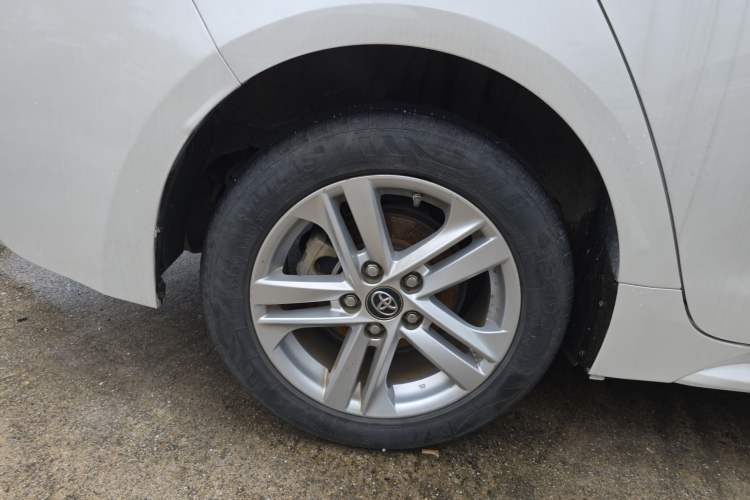 Used Toyota Levin 2019 185T CVT Luxury Edition China V Standard Right Rear Wheel Hub