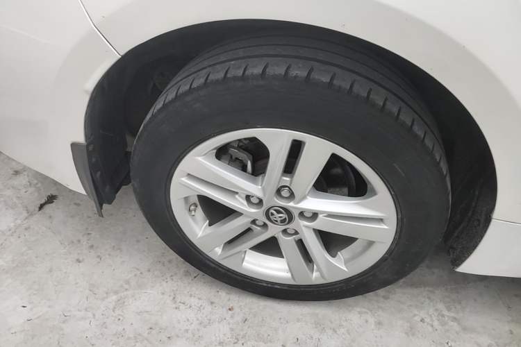 Used Toyota Levin 2019 185T CVT Luxury Edition China VI Standard Right Rear Wheel Hub