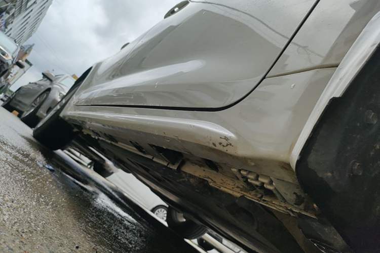 Used Toyota Levin 2019 185T CVT Luxury Edition China VI Standard Right Side Sill