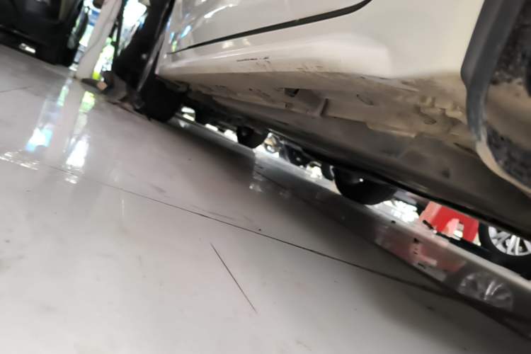 Used Toyota Levin 2019 185T CVT Luxury Edition China VI Standard Right Side Sill