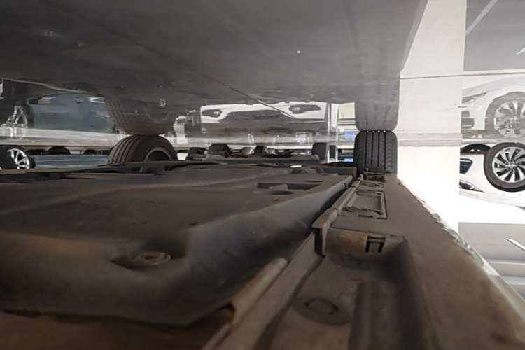 Used Toyota Levin 2019 185T CVT Luxury Edition China VI Standard Right Side Sill