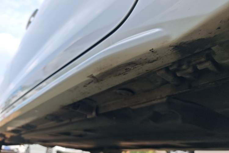 Used Toyota Levin 2019 185T CVT Entry-Level Version China VI Standard Right Side Sill