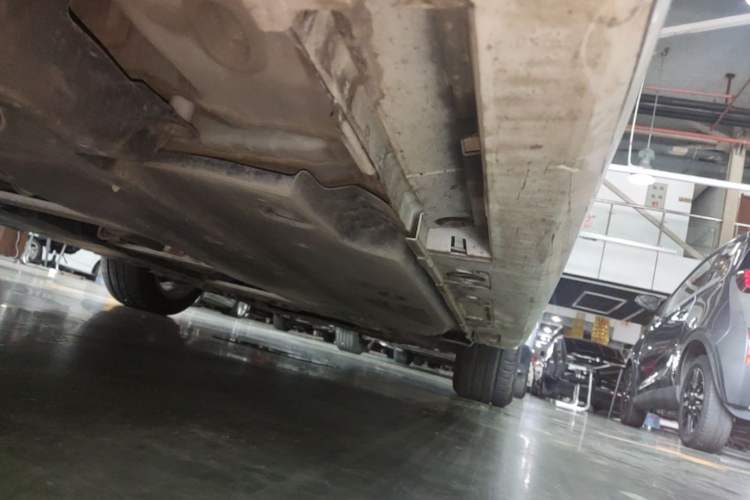 Used Toyota Levin 2019 185T CVT Luxury Edition China VI Standard Right Side Sill