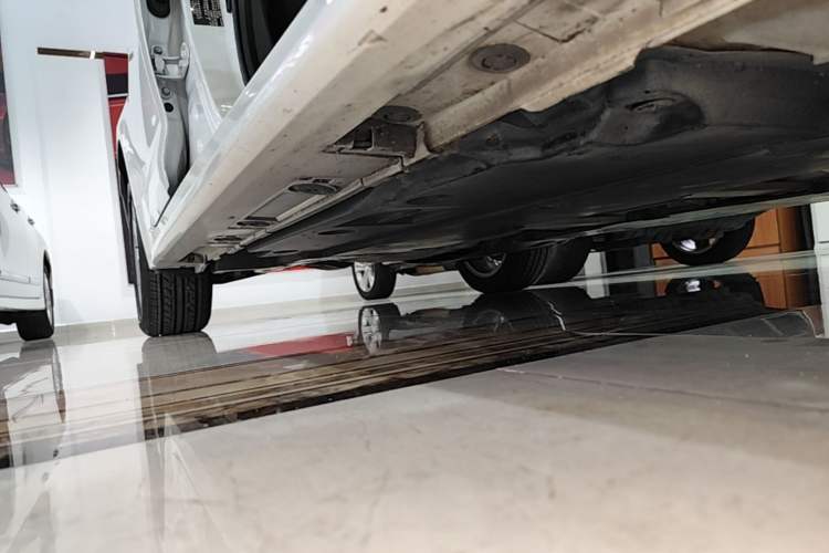 Used Toyota Levin 2019 185T CVT Luxury Edition China VI Standard Right Side Sill
