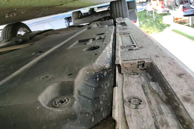 Used Toyota Levin 2019 185T CVT Luxury Edition China VI Standard Right Side Sill