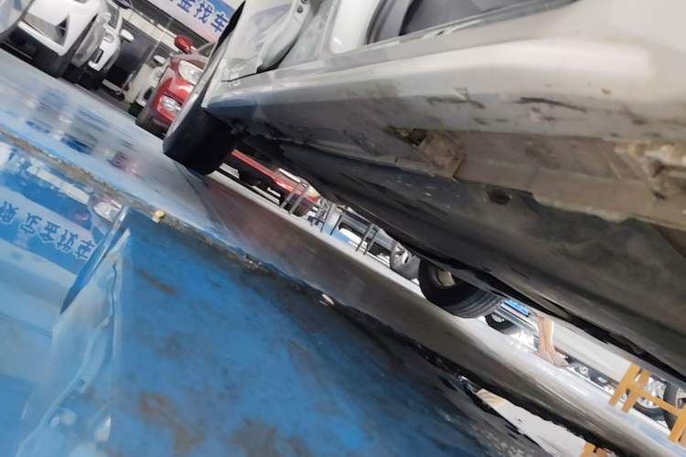Used Toyota Levin 2019 185T CVT Entry-Level Version China VI Standard Right Side Sill