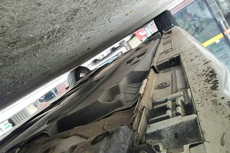 Used Toyota Levin 2019 185T CVT Luxury Edition China VI Standard Right Side Sill