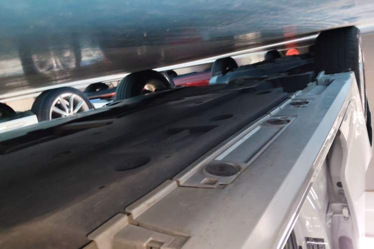 Used Toyota Levin 2019 185T CVT Luxury Edition China VI Standard Right Side Sill