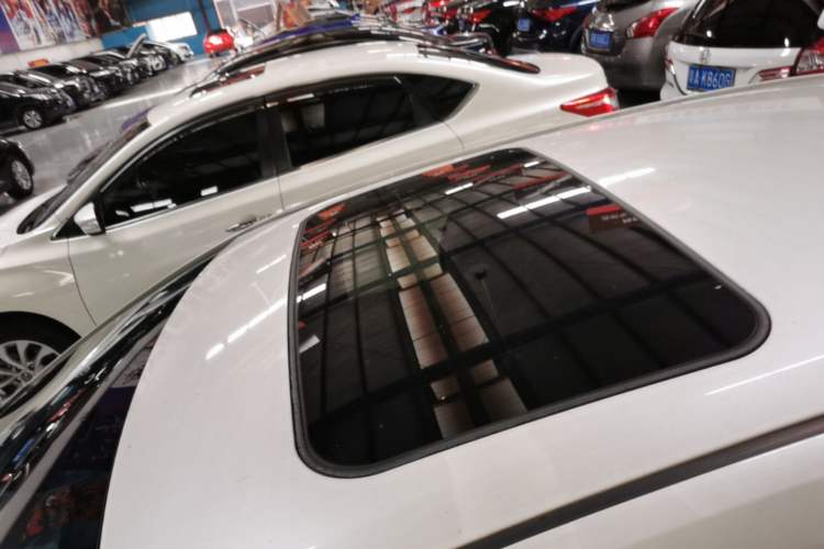 Used Toyota Levin 2019 185T CVT Luxury Edition China VI Standard Roof