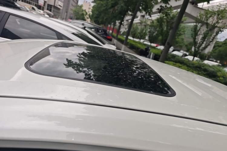 Used Toyota Levin 2019 185T CVT Luxury Edition China VI Standard Roof