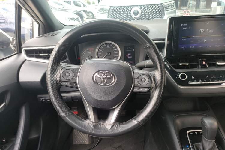 Used Toyota Levin 2019 185T CVT Luxury Edition China VI Standard Steering Wheel