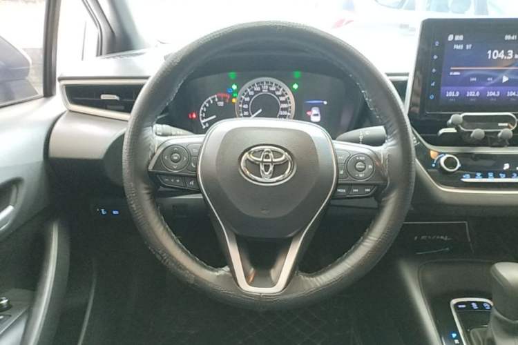 Used Toyota Levin 2019 185T CVT Luxury Edition China VI Standard Steering Wheel