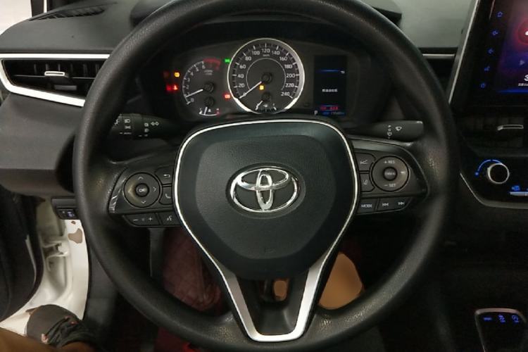 Used Toyota Levin 2019 185T CVT Sport Edition China VI Standard Steering Wheel