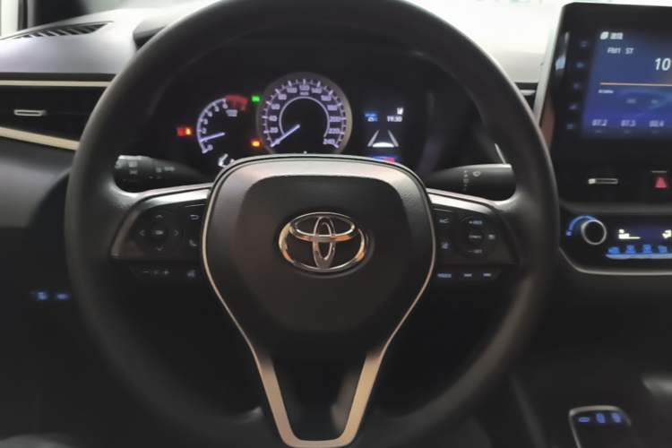 Used Toyota Levin 2019 185T CVT Luxury Edition China VI Standard Steering Wheel