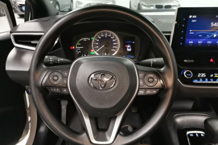 Used Toyota Levin 2019 Dual-Engine 1.8H E-CVT Luxury Edition China VI Standard Steering Wheel