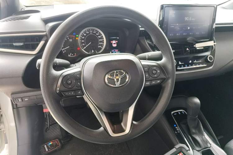 Used Toyota Levin 2019 185T CVT Luxury Edition China VI Standard Steering Wheel