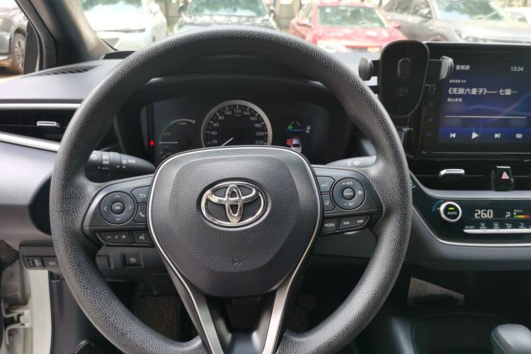 Used Toyota Levin 2019 Dual-Engine 1.8H E-CVT Luxury Edition China VI Standard Steering Wheel